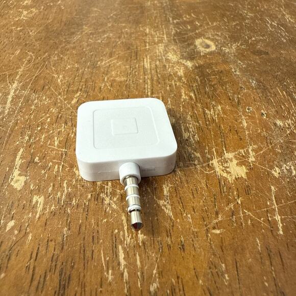 Square Credit Debit Card Reader 3.5mm Headphone Aux Jack White iPhone Android - Picture 4 of 6